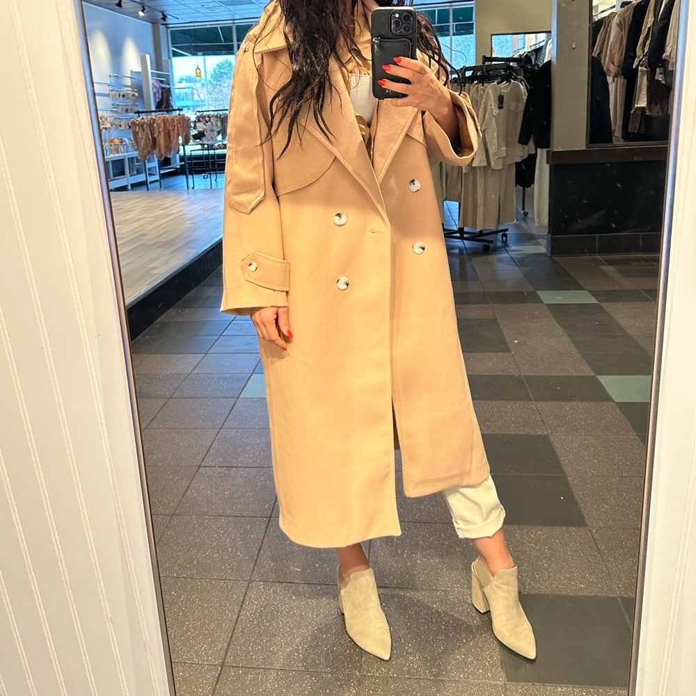 Raw hem trench jacket